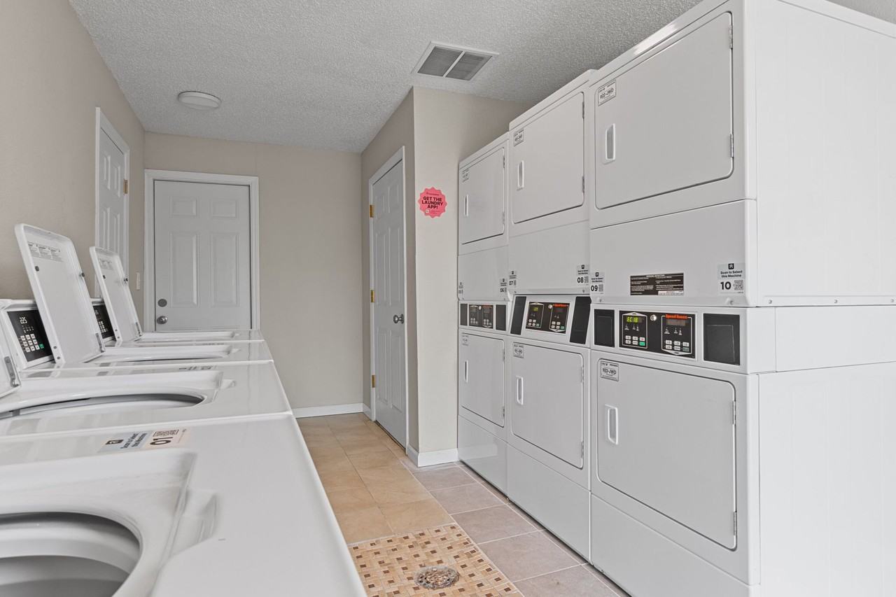 Avia Apartments - Photo 6 of 50