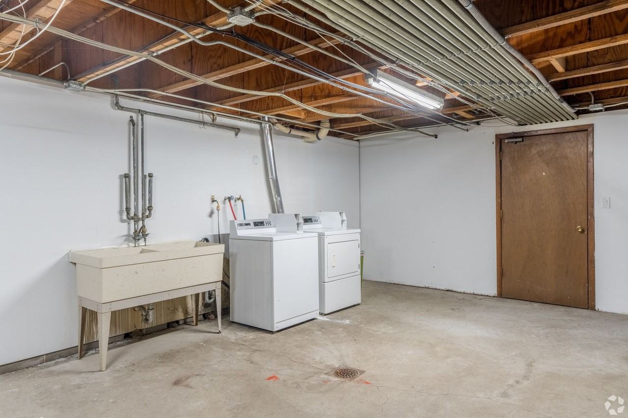 Eagle Rock Apartments - Photo 5 of 37