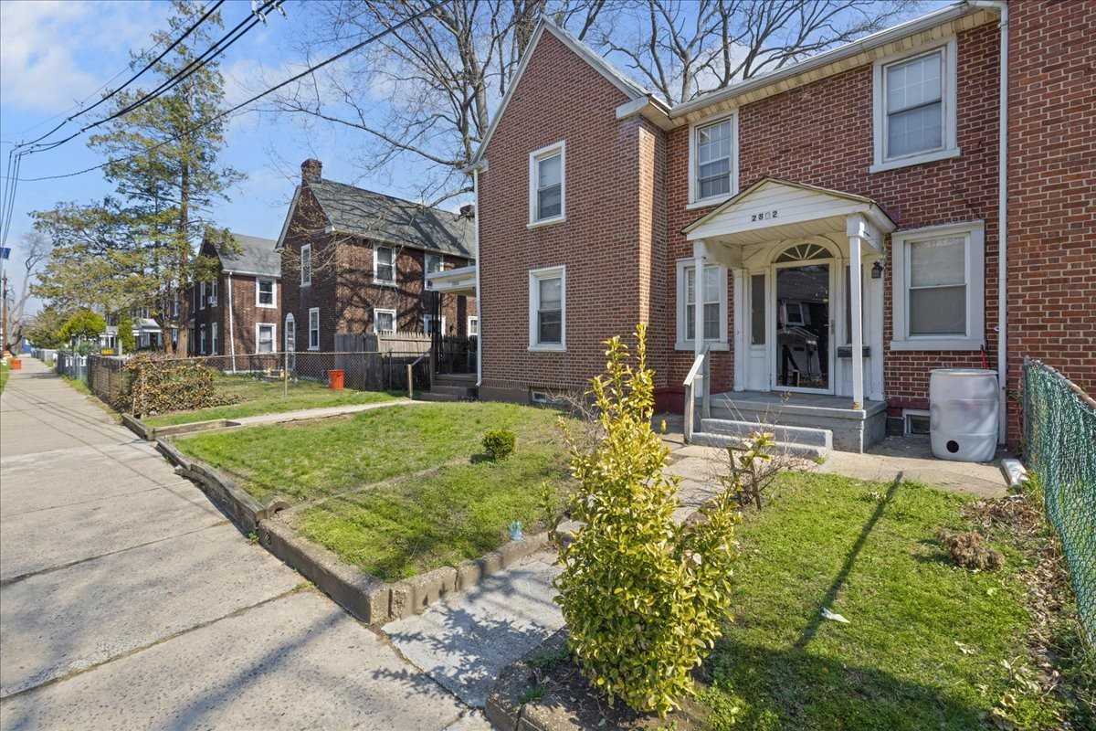 2802 N Constitution Rd #1 - Photo 2 of 50