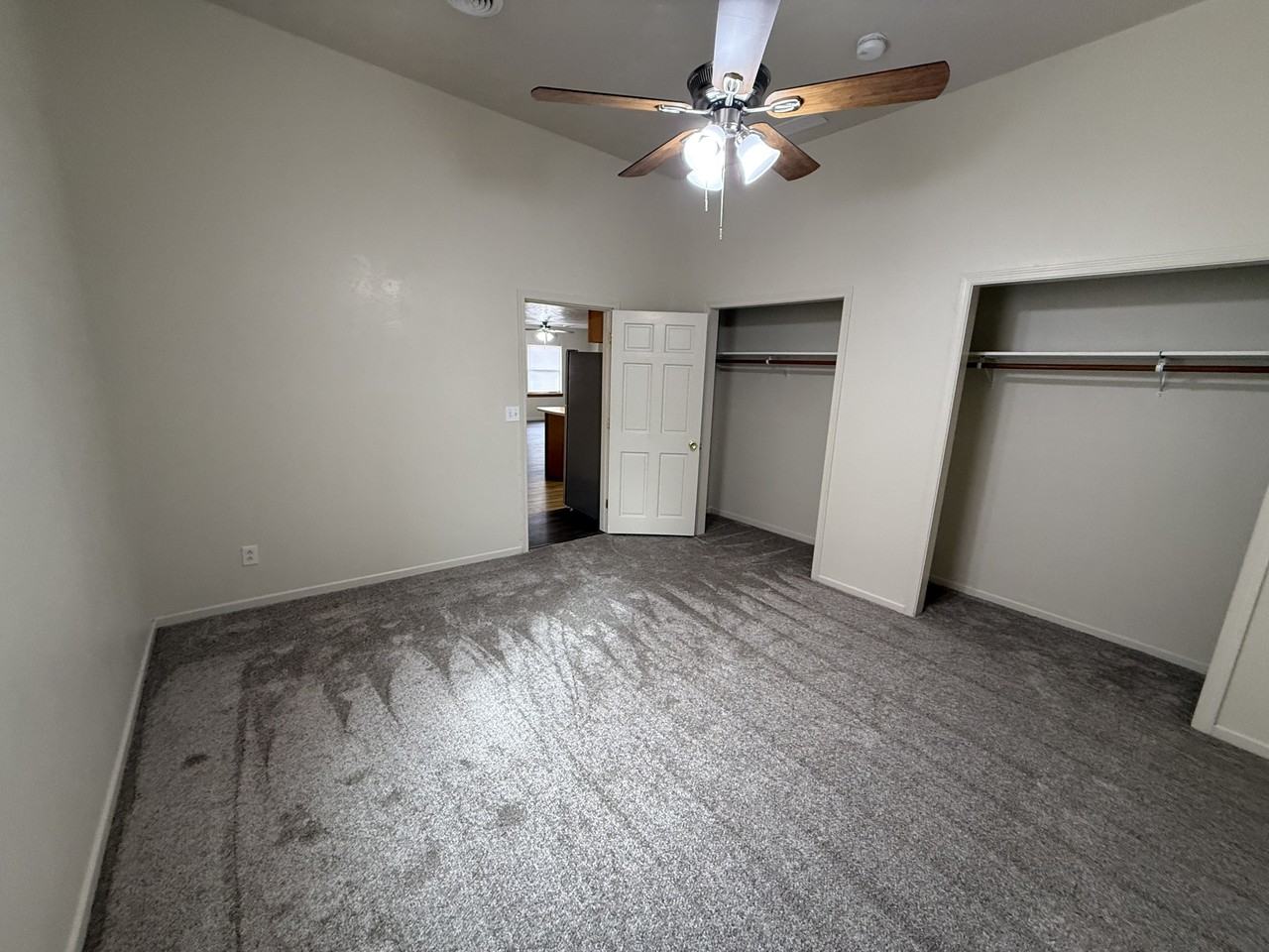 604 W Sheridan Ave #A - Photo 4 of 10