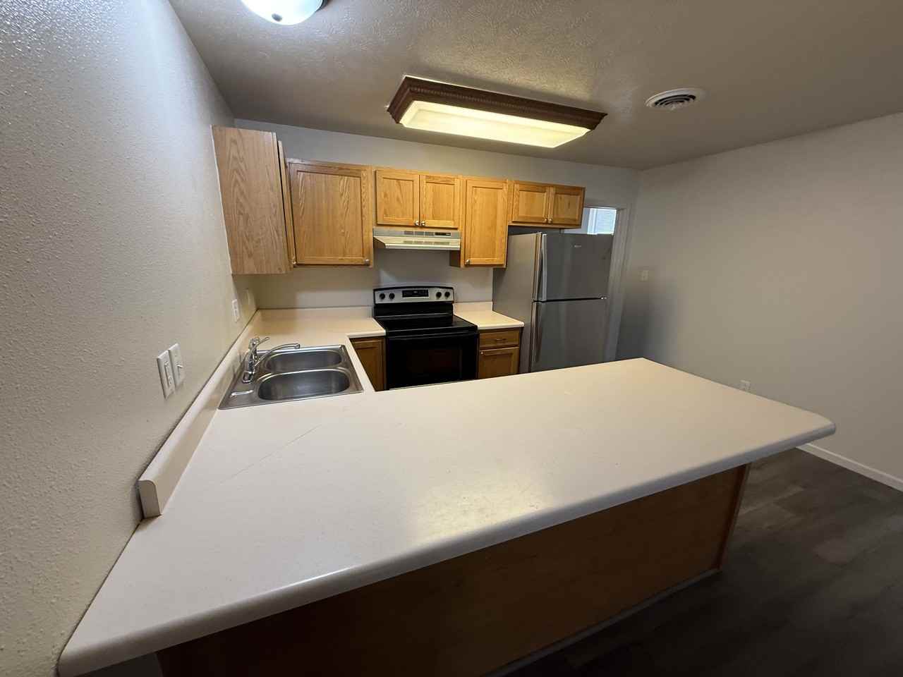 604 W Sheridan Ave #A - Photo 7 of 10