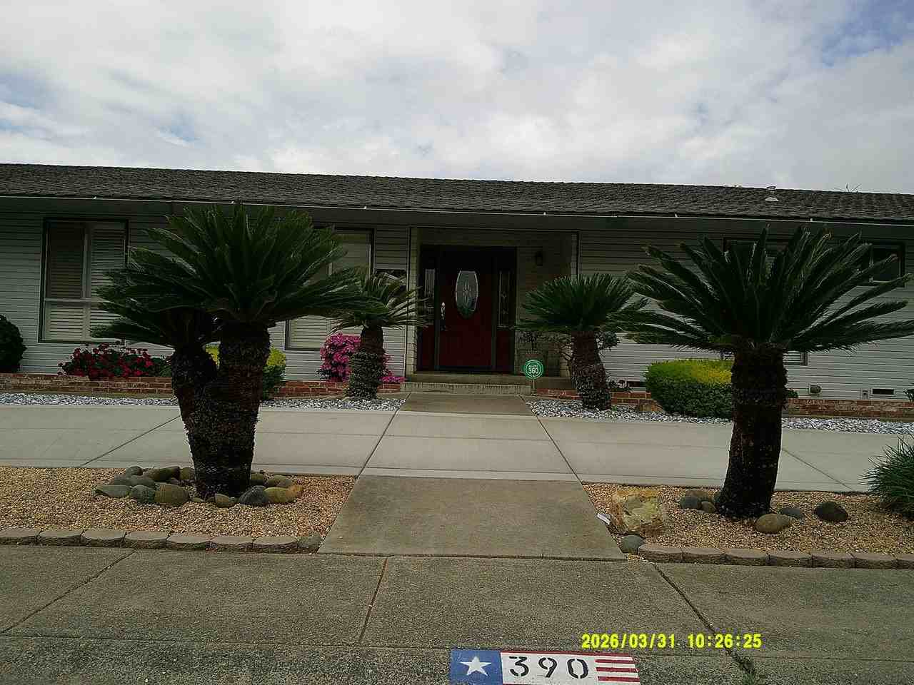 390 S Almond St - Photo 2 of 50