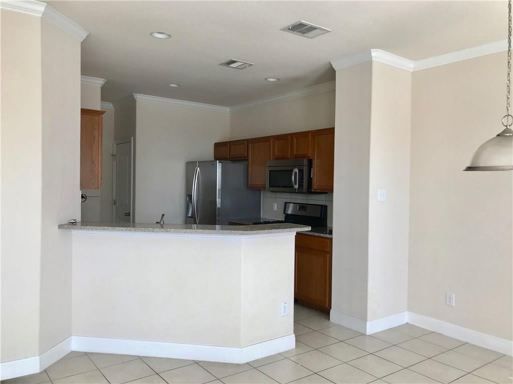 700 Mandarin Flyway - 1402 #1 - Photo 4 of 18