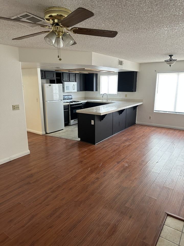 9521 Sunken Reef Cir #1 - Photo 3 of 45