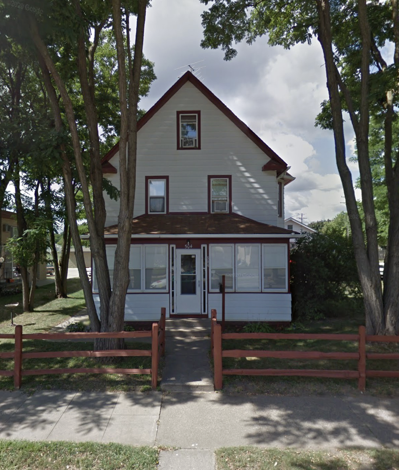 504 3rd Ave S #3 - Photo 6 of 6