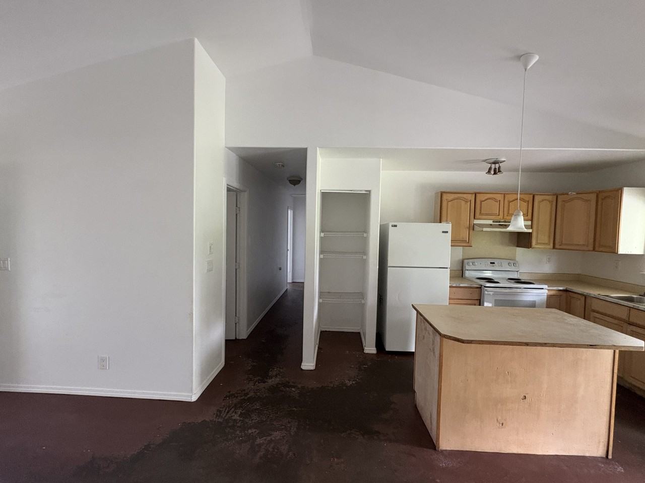 16-2099 Uilani DrFront - Photo 4 of 17