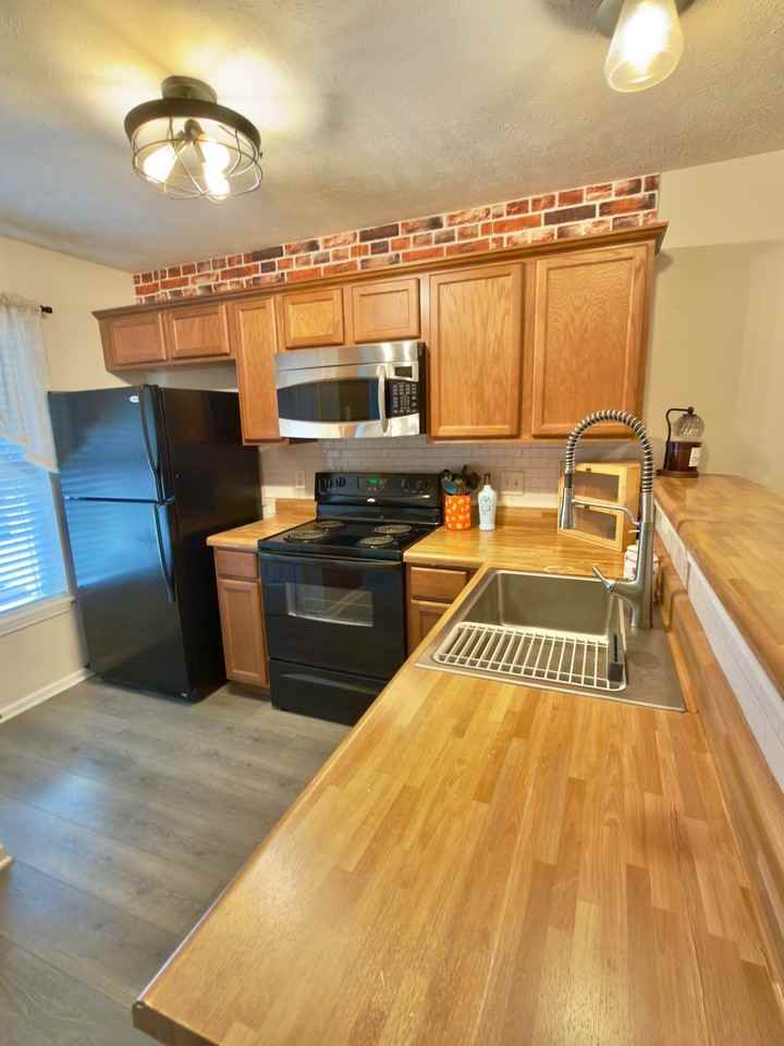 1307 Amsterdam Ct #1 - Photo 6 of 18