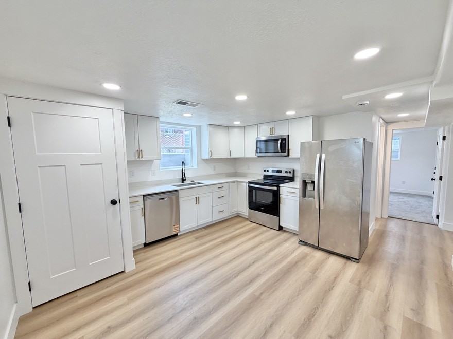 N 800 West St #1 - Photo 4 of 13