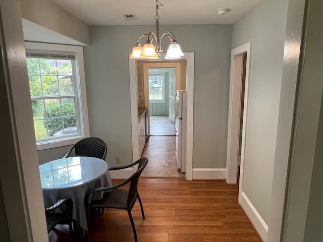 527 W Home Ave #1 - Photo 7 of 23