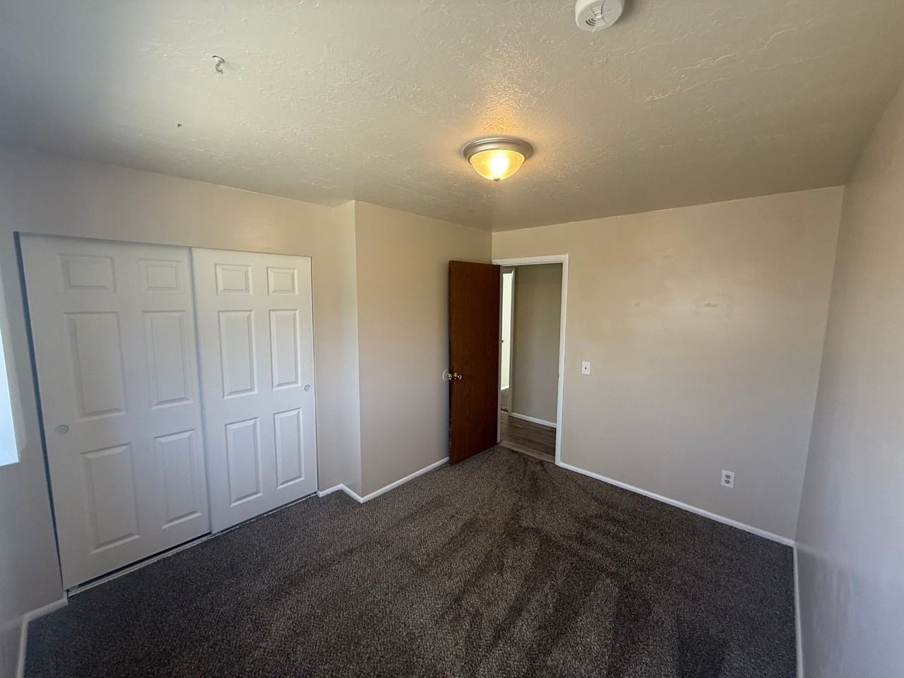 469 E 800 N Bldg E #E4 - Photo 3 of 10