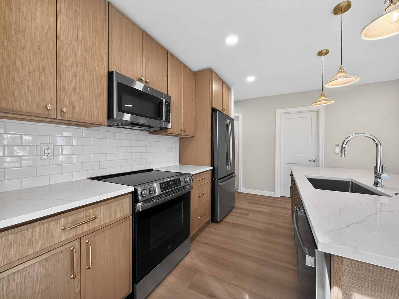 8037 Brooklyn Ave Ne #1 - Photo 3 of 19