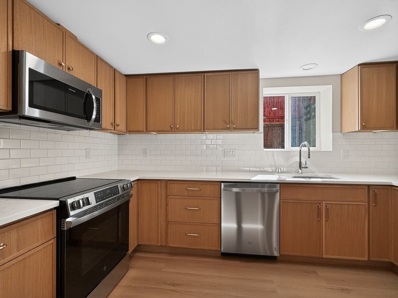 8037 Brooklyn Ave Ne #2 - Photo 3 of 17