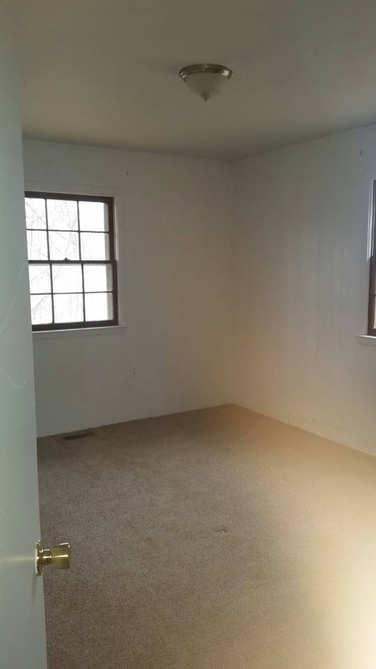 113 Harris Cir #1 - Photo 5 of 9