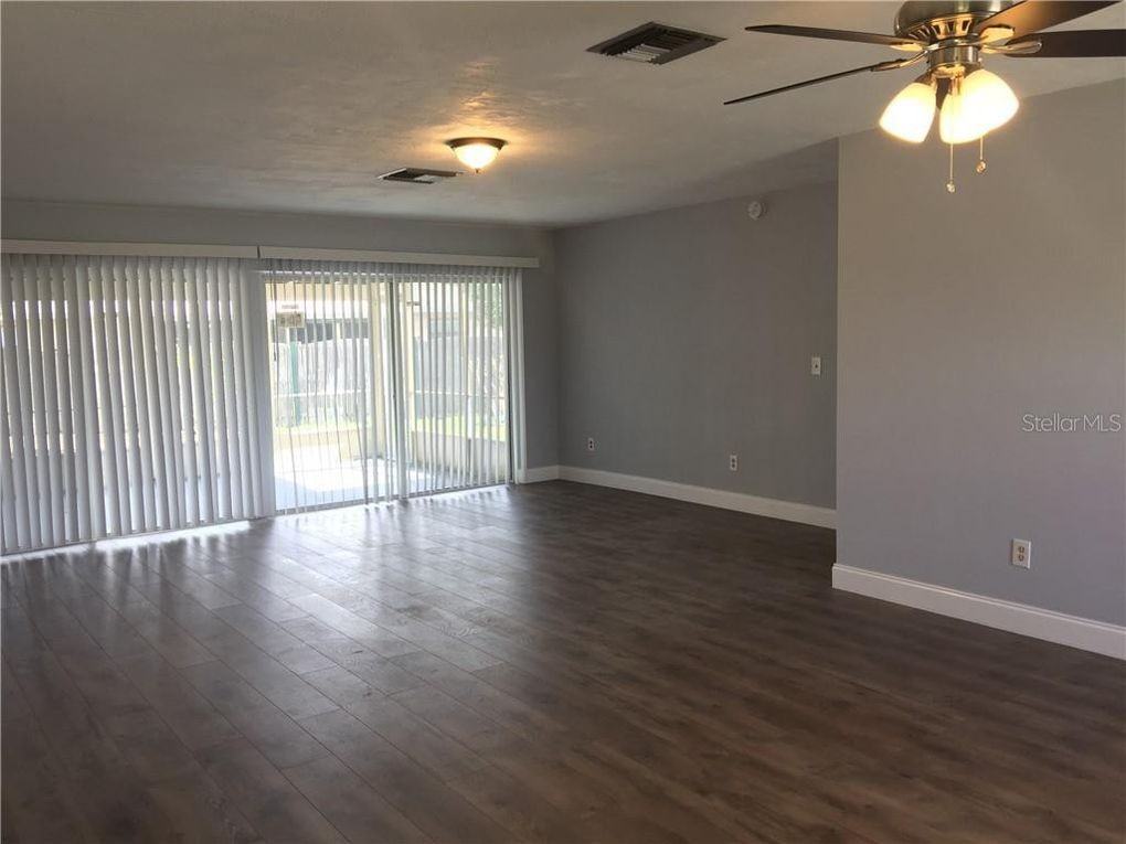 2011 Keyes Ln #1 - Photo 4 of 11