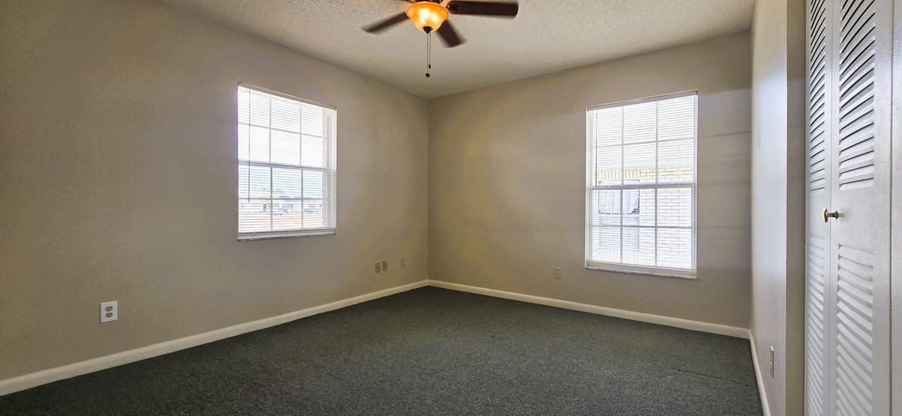 1431 Thousand Roses Dr S #1 - Photo 6 of 10