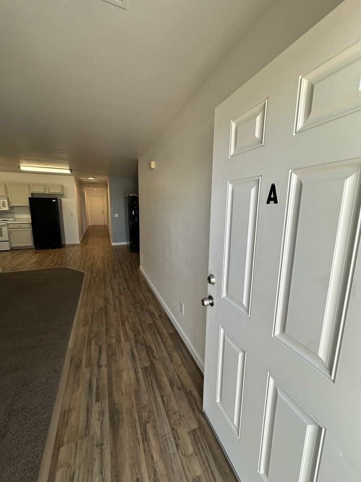 10549 W. CarouselUnit A #1 - Photo 3 of 11