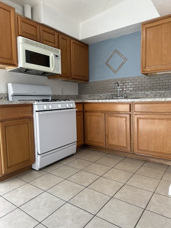 507 W. 11th StreetUnit 1 #1 - Photo 3 of 11