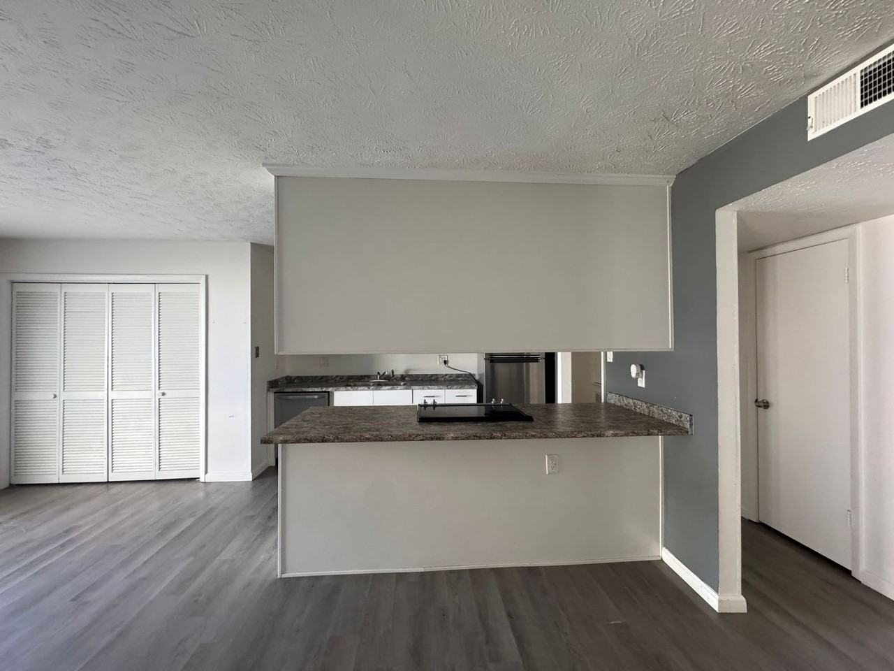 6864 Big Wood Rd - Photo 4 of 24