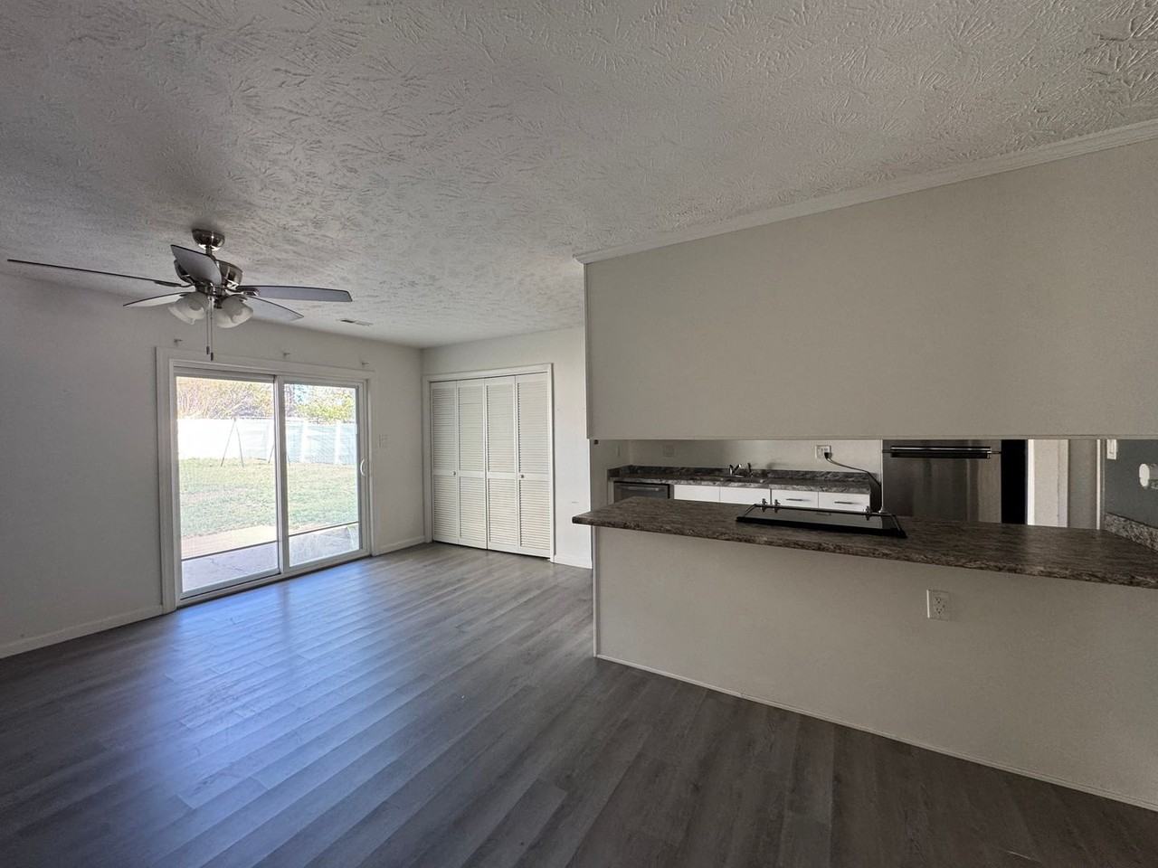 6864 Big Wood Rd - Photo 7 of 24