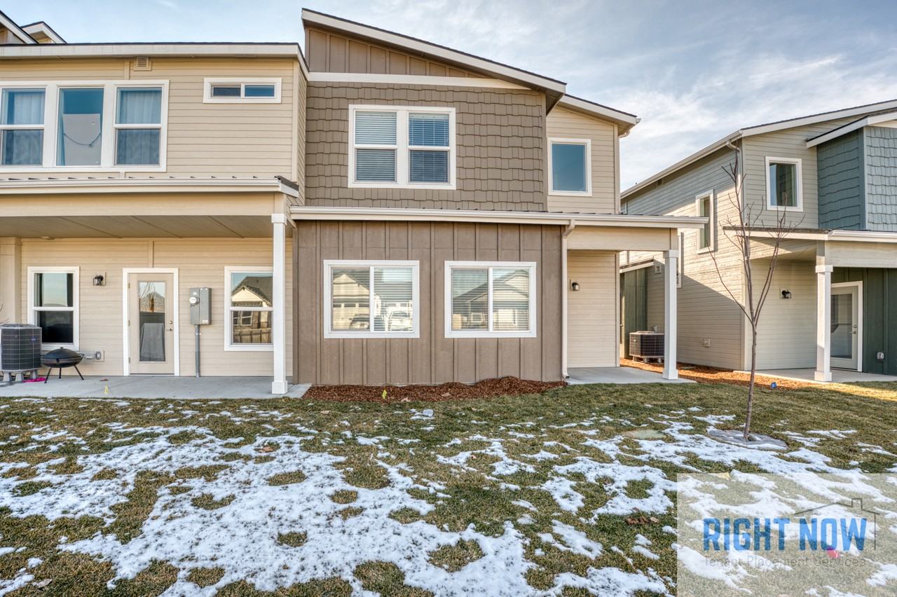 5505 E Bollo St #1 - Photo 4 of 22