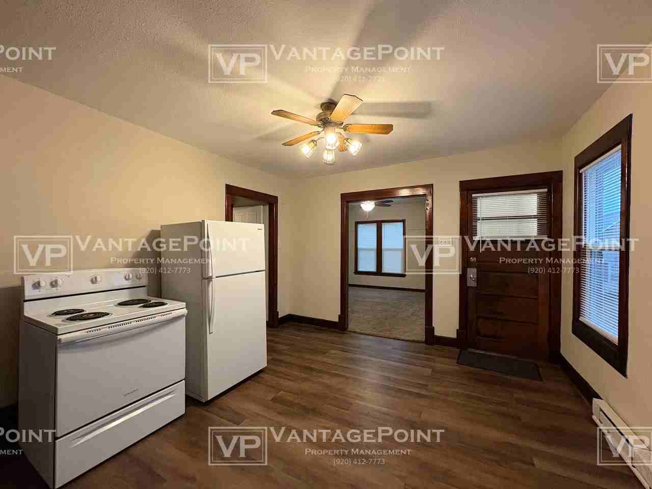 914 S 19th St Uppr - Photo 4 of 12