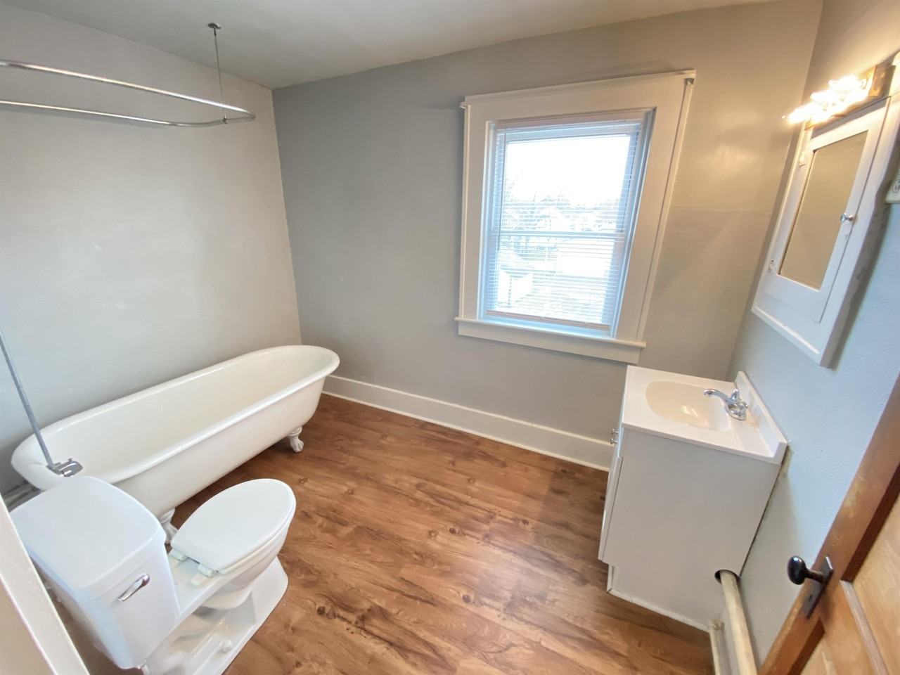 424 N Main St #C - Photo 6 of 6