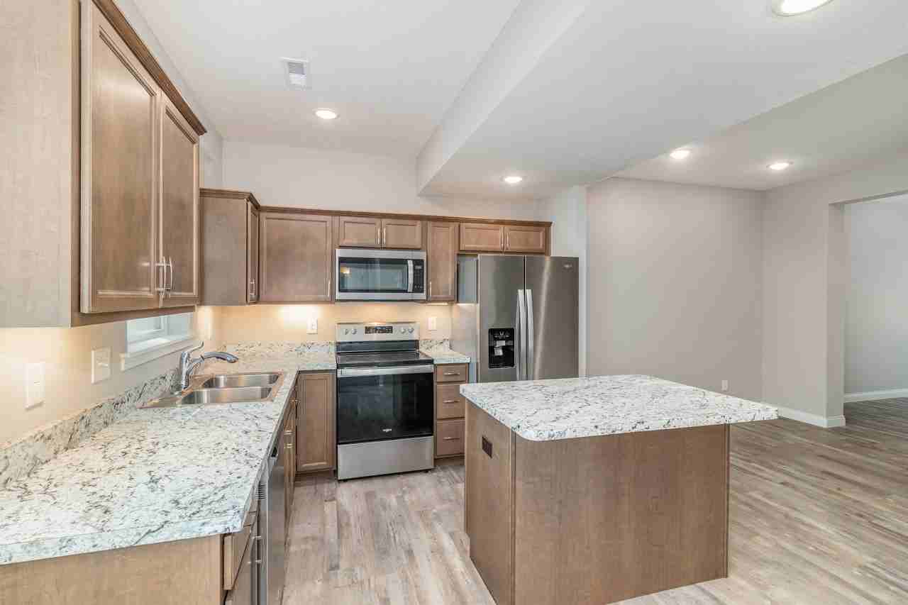 5565 Limaburg RoadUnit 8 #5565-8 - Photo 5 of 28