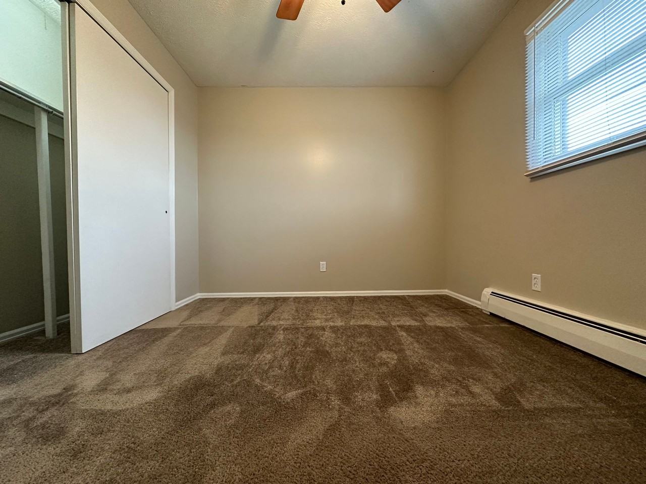 601 Bradley Dr - Photo 7 of 12