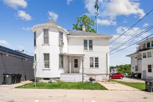 815 W 23rd - Cedar Falls - Photo 1 of 1