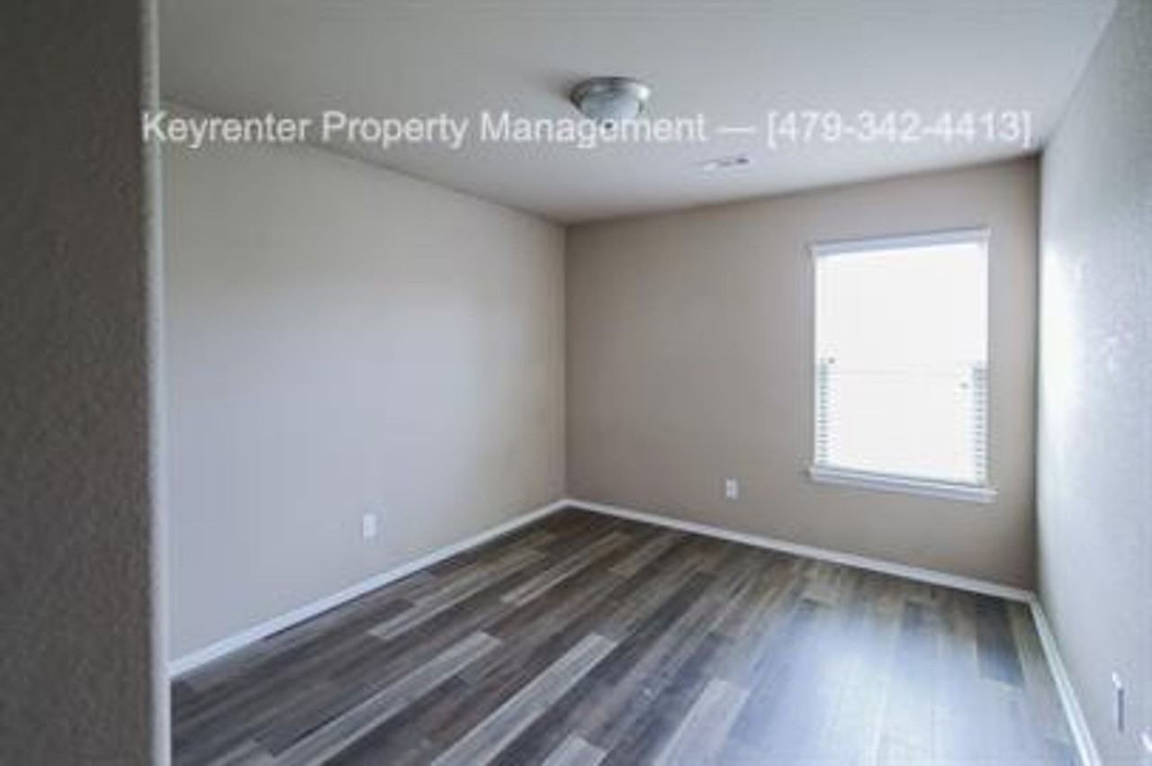 1123 S Spritz Dr - Photo 5 of 13