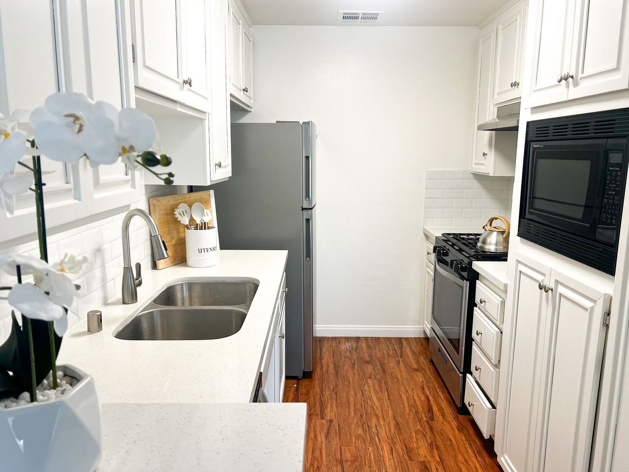 Sherman Way Apartments - Photo 3 of 17