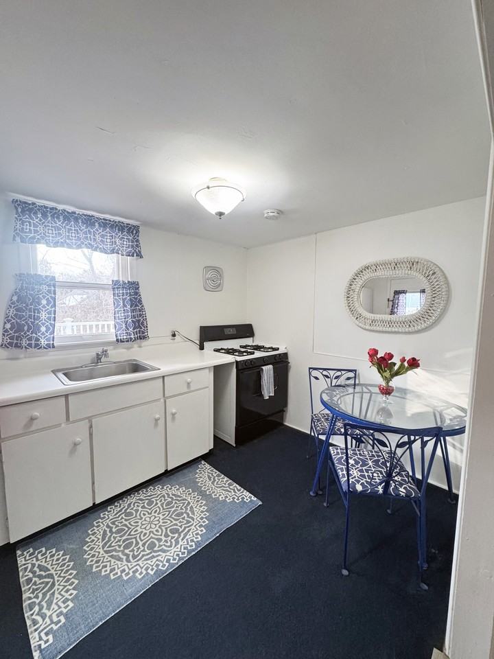 7226 Lakeview Dr #2 - Photo 2 of 12