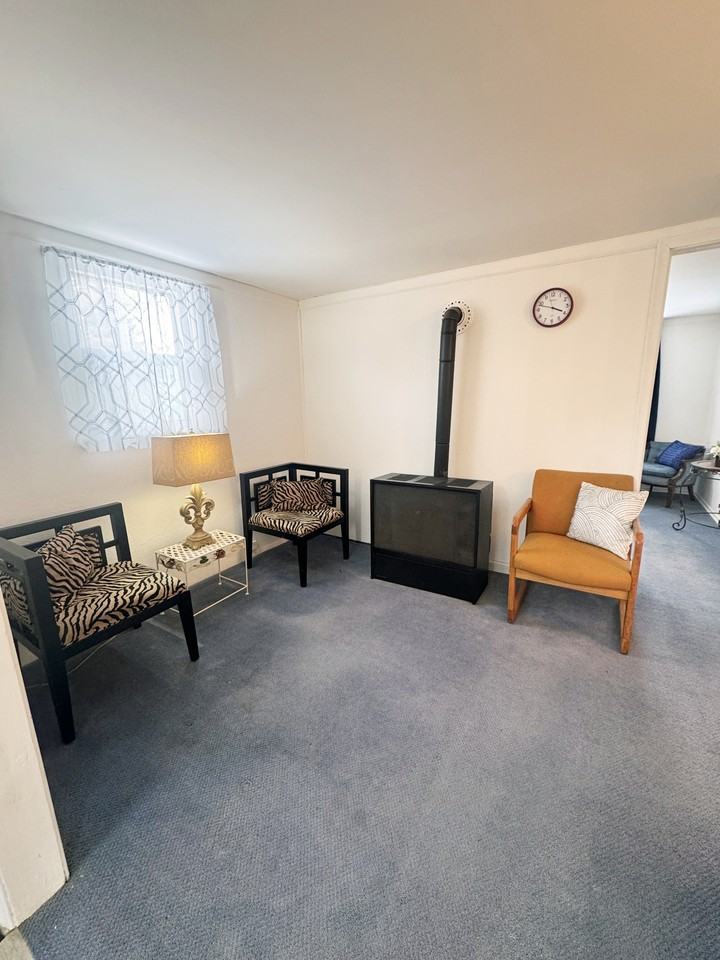 7226 Lakeview Dr #2 - Photo 4 of 12