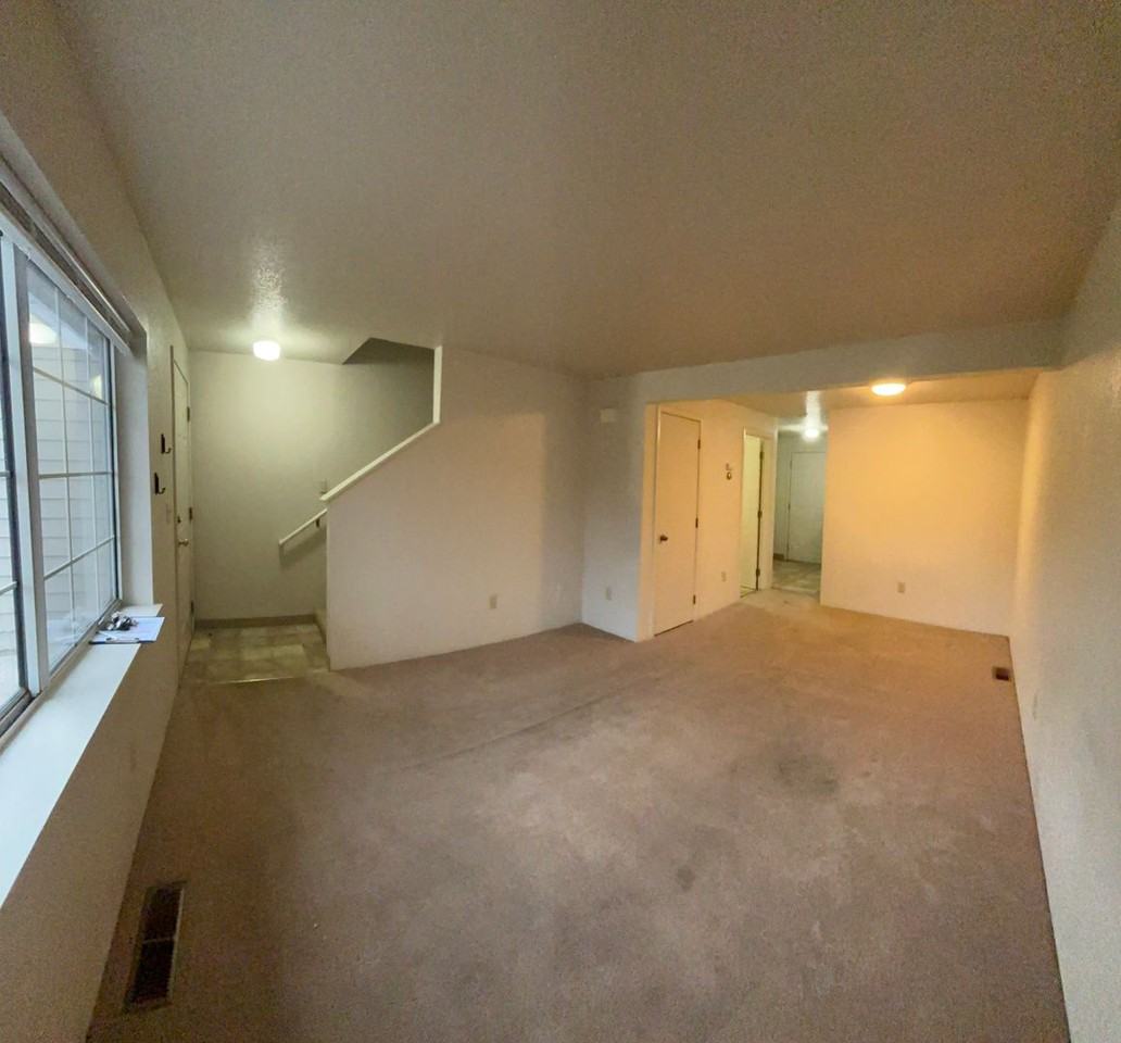 5510 Creekstone Dr - Photo 2 of 21