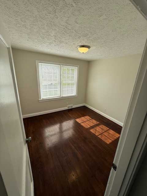 1904 N Main St #1 - Photo 3 of 11