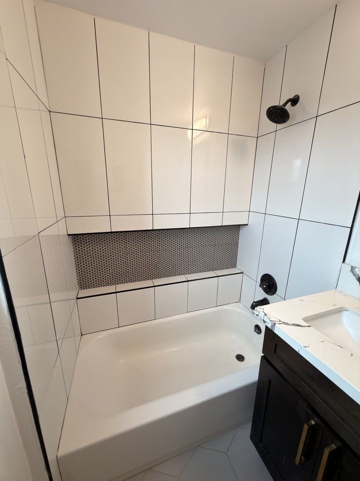 5536 Encina Drive - 5536 1/2 #5536-1-2 - Photo 7 of 12