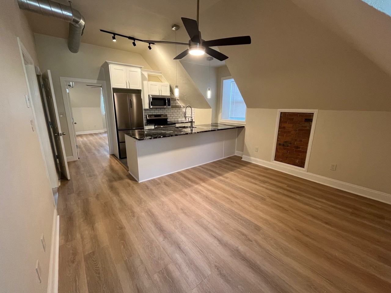 139 S Fairmount St #302 - Photo 4 of 15