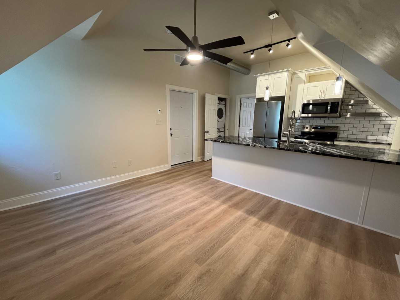 139 S Fairmount St #302 - Photo 5 of 15