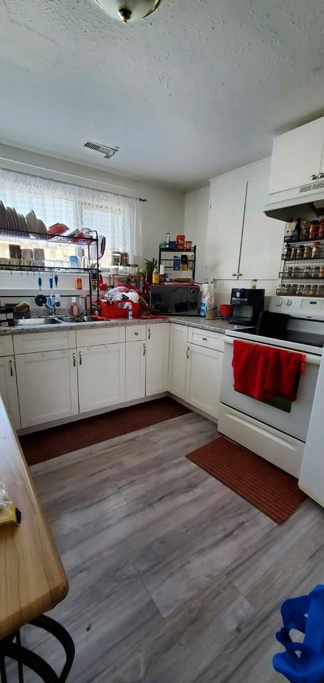 4338 Hill Ave Lowr - Photo 2 of 5