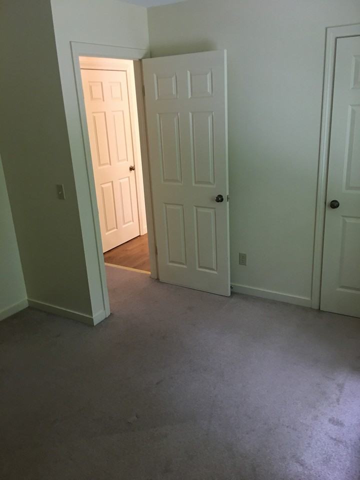 11 Evergreen Rdg #11D - Photo 4 of 8