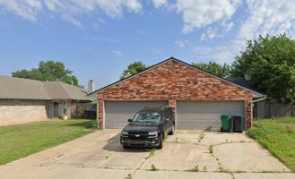 8021 Nw 80th St #1 - Photo 1 of 1