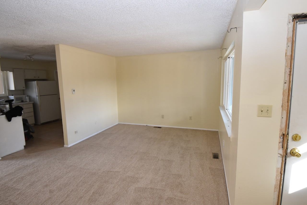 1640 Shenandoah Dr #1 - Photo 3 of 26