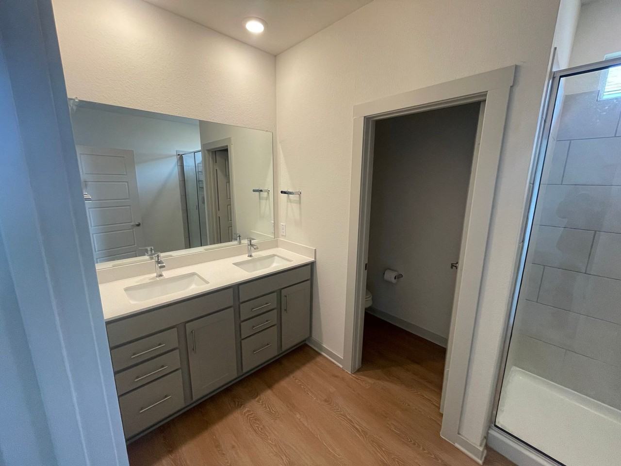 308 Millbrook Blvd - Photo 5 of 13