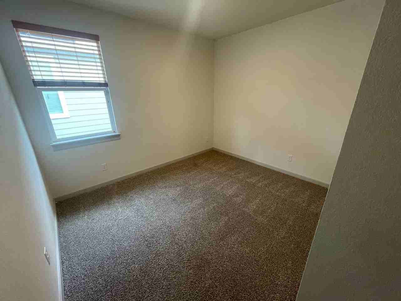 308 Millbrook Blvd - Photo 7 of 13