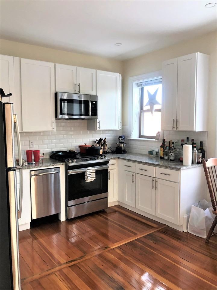 9 Seaverns Ave #9-3F - Photo 2 of 11