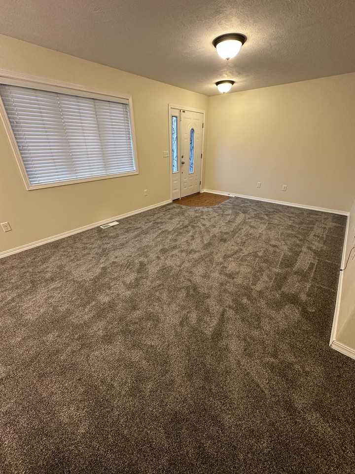 1413 29th Ave S #1 - Photo 3 of 34