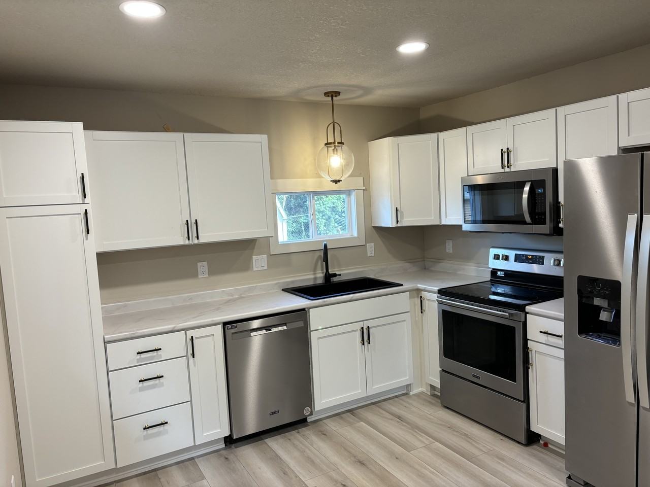 209 N 22nd St #1 - Photo 2 of 22