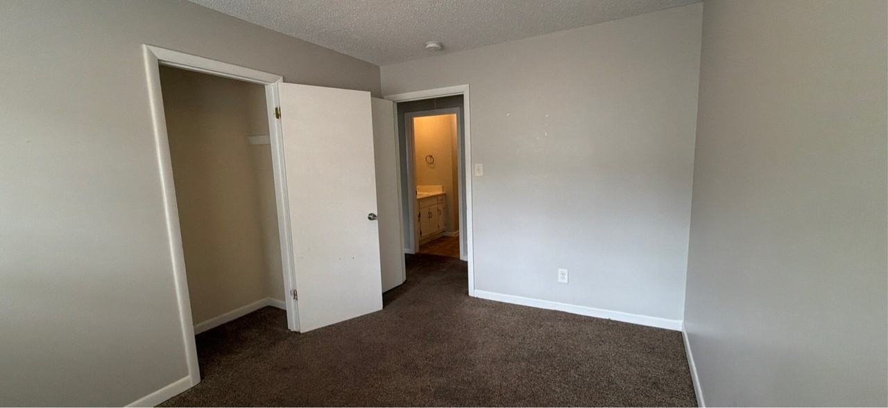 2721 Clayton Dr Nw #A - Photo 7 of 11