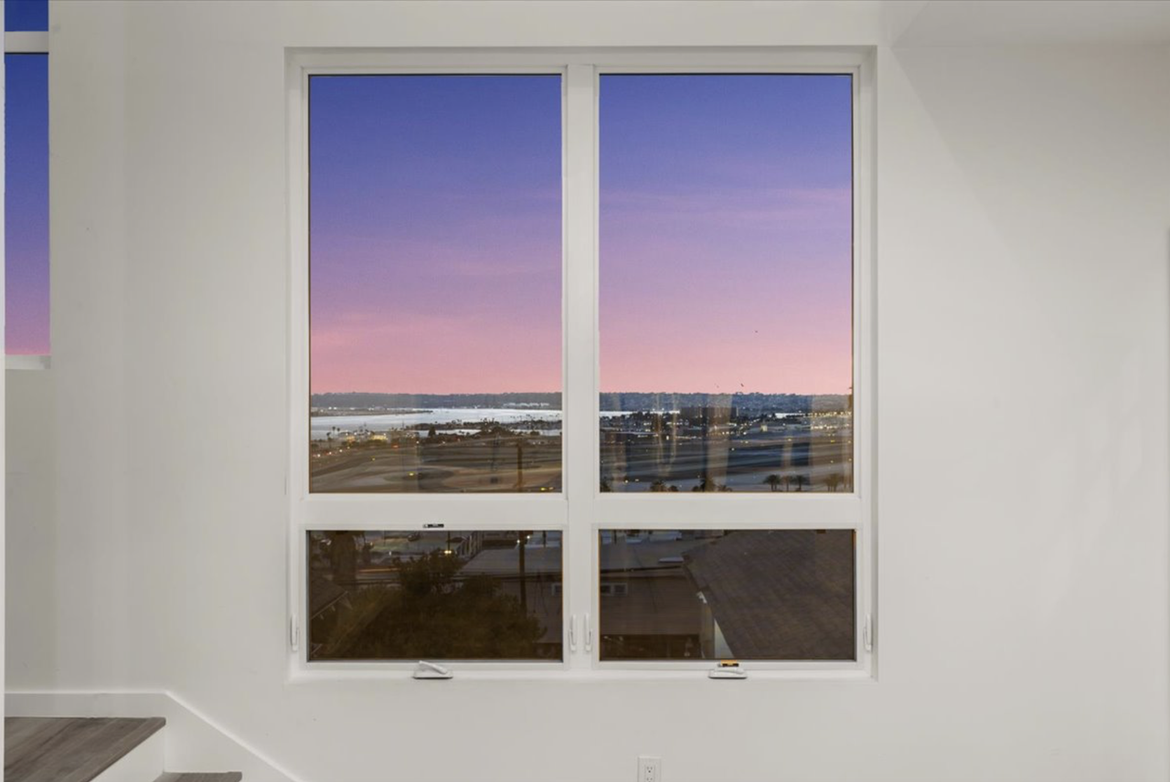 2717 Columbia St #201 - Photo 4 of 12