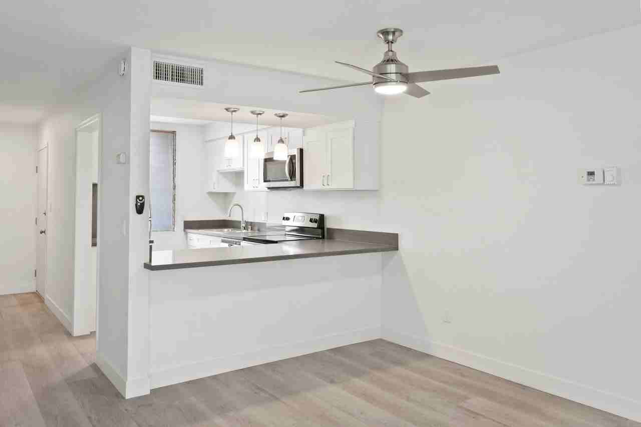 Fernwood Apartment Homes - Photo 5 of 29